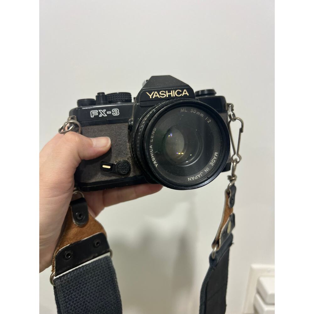 Vintage Yashica FX-3 SLR Film Camera w/ Yashica DSB 50mm lens Made in Japan